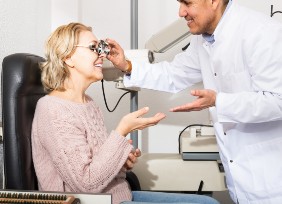 Lasik  eye clinic consultation Boston